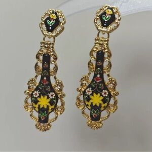 Vintage Style‎ Black Enamel Vase Earrings with Floral Relief Antique Look new